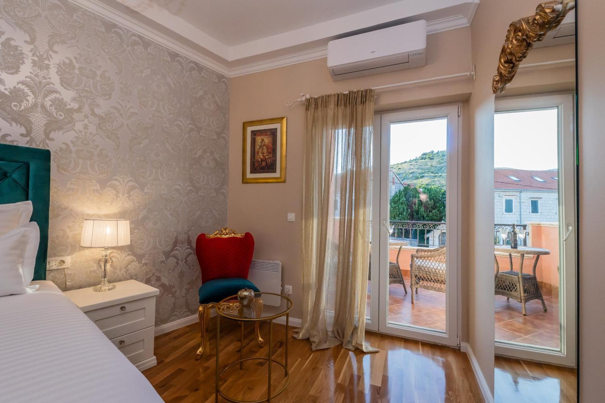 San Mihael Luxury Rooms 1 ดูโกโพลิเย ภายนอก รูปภาพ