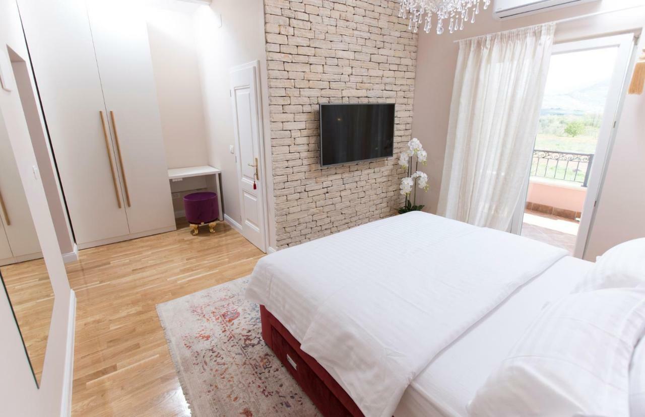 San Mihael Luxury Rooms 1 ดูโกโพลิเย ภายนอก รูปภาพ