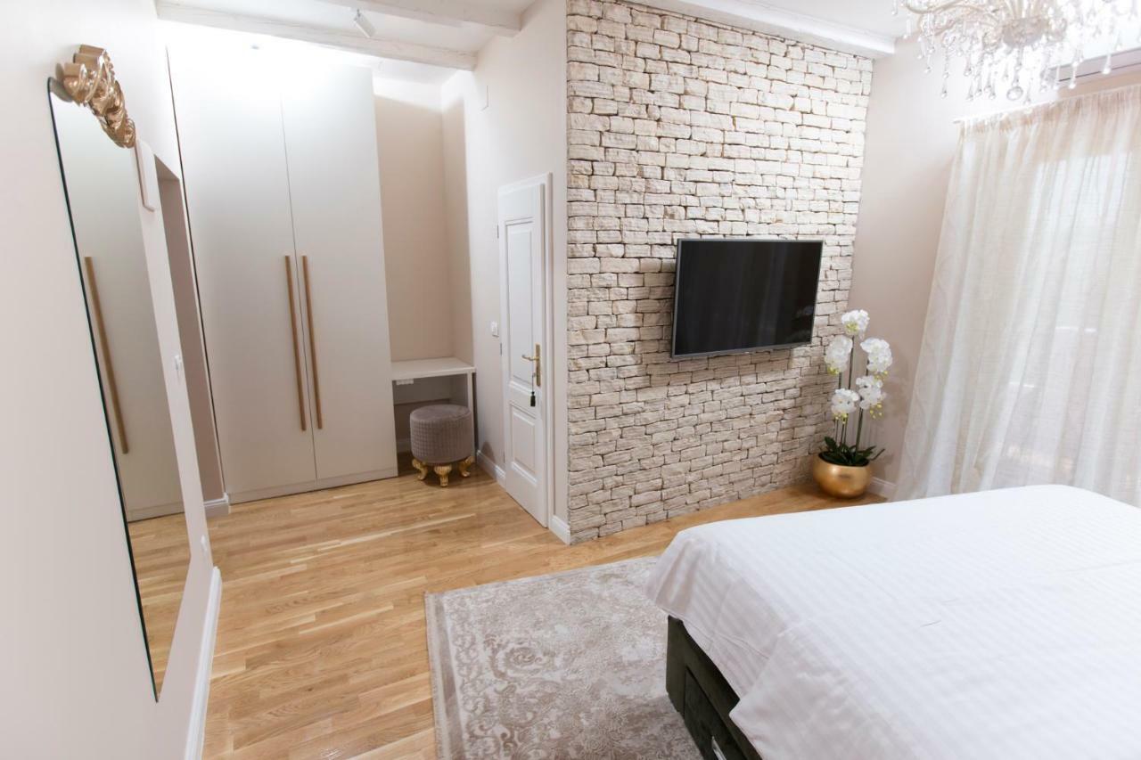 San Mihael Luxury Rooms 1 ดูโกโพลิเย ภายนอก รูปภาพ
